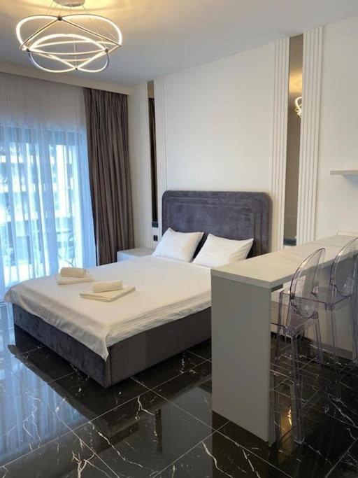 Vista Del Mar Apartment Mamaia Bagian luar foto